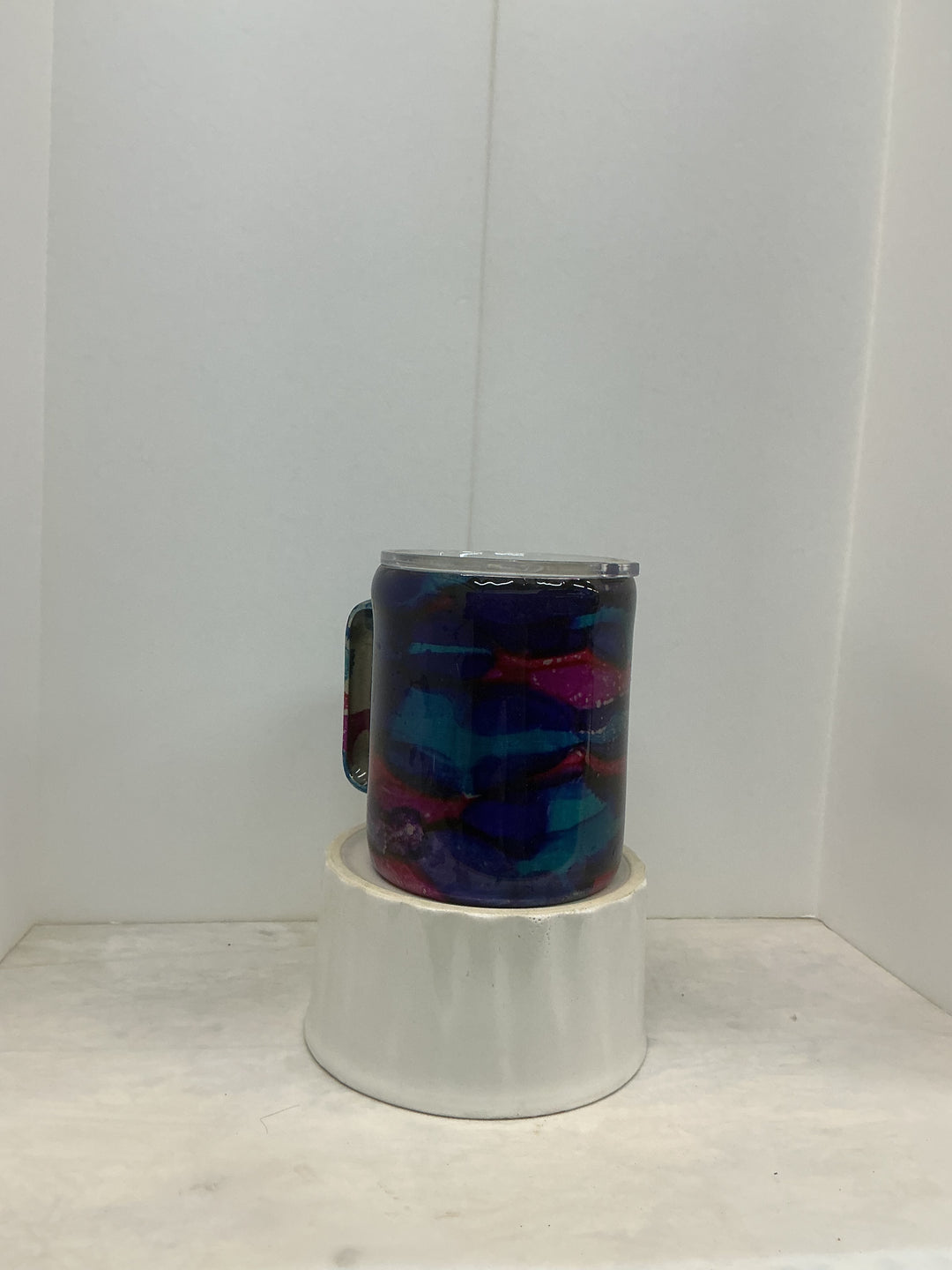 Vibrant color tumbler with bold and colorful design